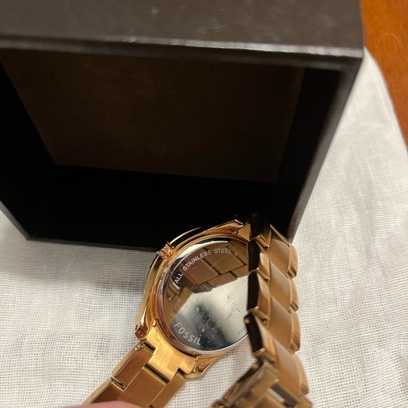 Fossil Riley Rose Gold Plated Stainless Steel - Picture 5 of 5